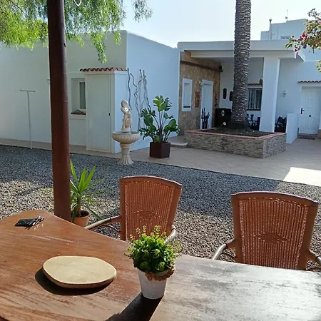 Casa Susana Vakantiehuis Santa Eularia des Riu